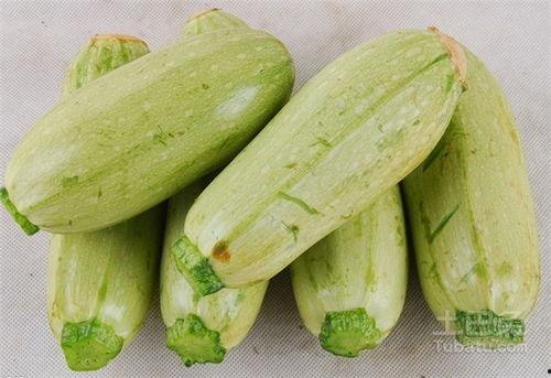 吃瓜解酒嘛,轻松应对酒后的不适